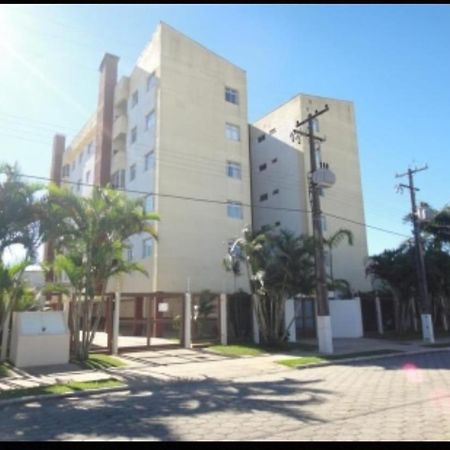Apartamento Praia Guaratuba Bagian luar foto