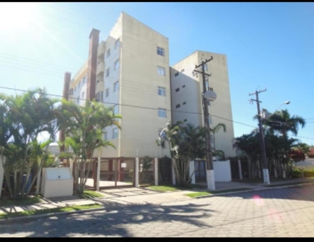 Apartamento Praia Guaratuba Bagian luar foto